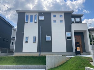 川西市清和台、新築一戸建ての外観画像です