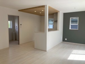 川西市清和台、新築一戸建ての居間画像です