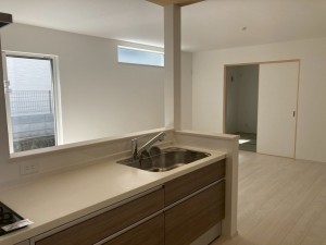 川西市清和台、新築一戸建てのキッチン画像です