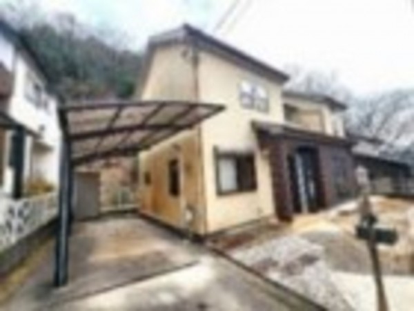 川西市平野、中古一戸建ての画像です