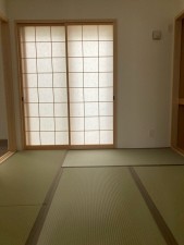 川西市大和、新築一戸建ての居間画像です