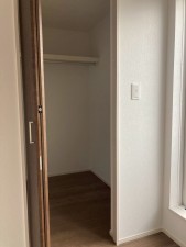 川西市大和、新築一戸建ての収納画像です