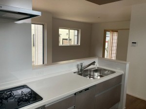 川西市大和、新築一戸建てのキッチン画像です