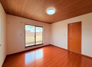 川西市美山台、中古一戸建ての子ども部屋画像です
