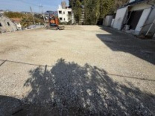 川西市松が丘町、土地の画像です