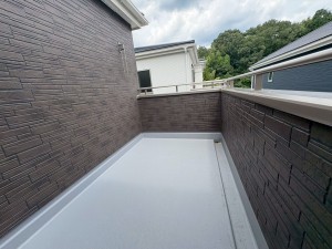 川西市西多田、新築一戸建てのバルコニー画像です