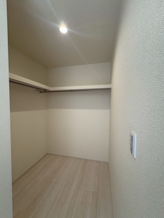川西市西多田、新築一戸建ての収納画像です