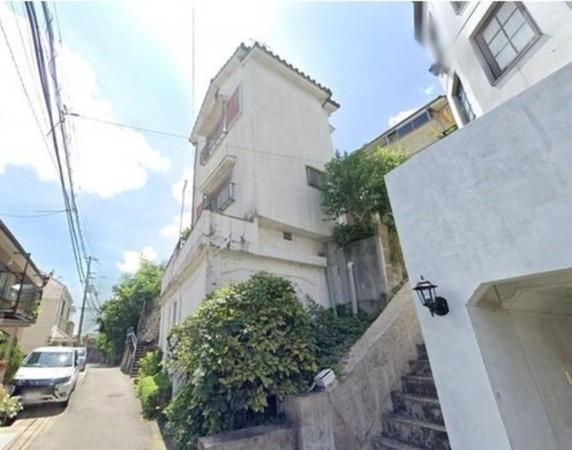川西市花屋敷、中古一戸建ての画像です