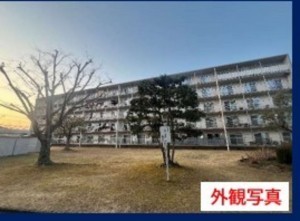川西市清和台、マンションの画像です