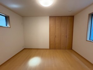 川西市丸の内町、新築一戸建ての寝室画像です