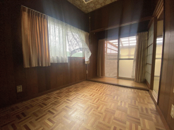 川西市霞ケ丘、中古一戸建ての寝室画像です