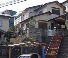 川西市萩原、中古一戸建ての外観画像です