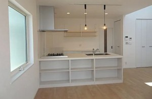 川西市笹部、新築一戸建てのキッチン画像です
