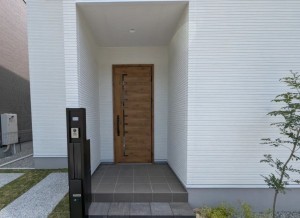 川西市笹部、新築一戸建ての外観画像です