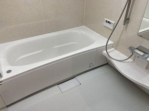 川西市緑台、新築一戸建てのトイレ画像です