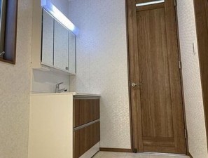 川西市緑台、新築一戸建ての洗面画像です