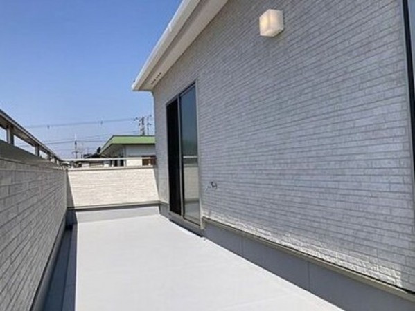 川西市緑台、新築一戸建てのバルコニー画像です