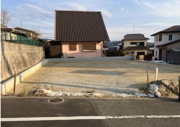 川西市緑台、土地の画像です