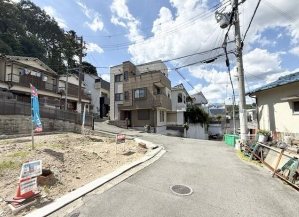 川西市滝山町、新築一戸建ての画像です