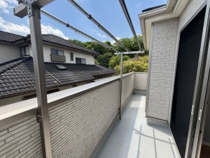 川西市緑が丘、中古一戸建てのバルコニー画像です