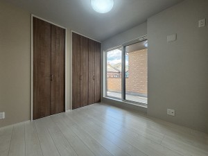 川西市笹部、中古一戸建ての寝室画像です