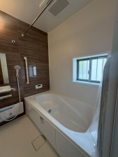川西市鼓が滝、新築一戸建ての風呂画像です