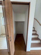 川西市鼓が滝、新築一戸建ての収納画像です