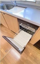 川西市丸山台、中古一戸建てのキッチン画像です