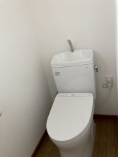 川西市丸山台、中古一戸建てのトイレ画像です