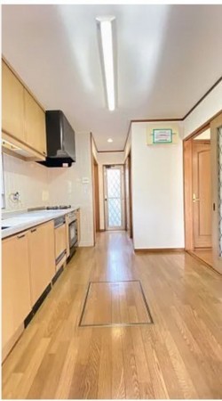 川西市丸山台、中古一戸建てのキッチン画像です
