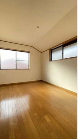 川西市丸山台、中古一戸建ての寝室画像です