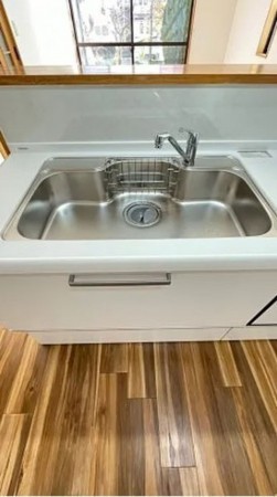 川西市丸山台、中古一戸建てのキッチン画像です