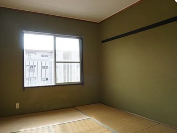 川西市清和台、マンションの寝室画像です