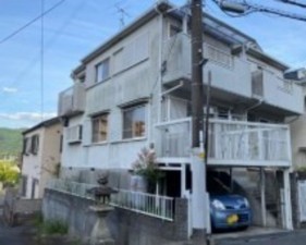 川西市滝山町、中古一戸建ての外観画像です