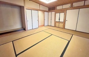 川西市平野、土地の居間画像です