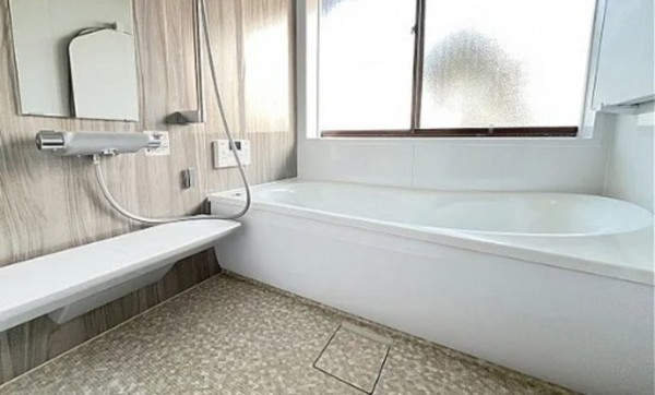 川西市平野、土地の風呂画像です