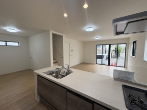 川西市小戸、新築一戸建てのキッチン画像です