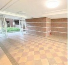 川西市見野、マンションの外観画像です