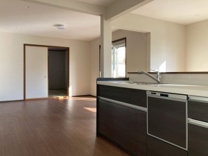 川西市丸山台、中古一戸建てのキッチン画像です