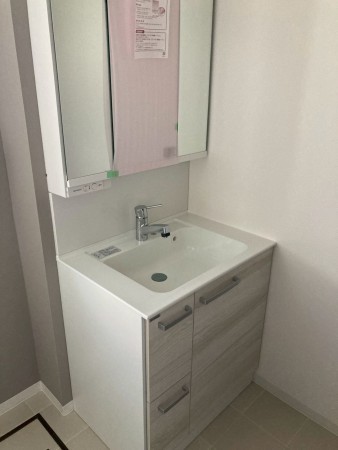 川西市丸山台、中古一戸建ての洗面画像です