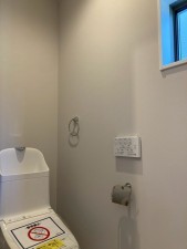 川西市清和台、新築一戸建てのトイレ画像です