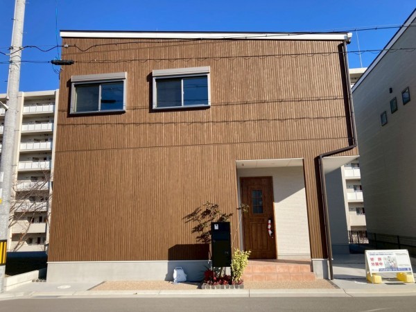 川西市清和台、新築一戸建ての外観画像です
