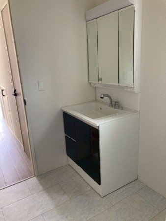 川西市笹部、新築一戸建ての洗面画像です