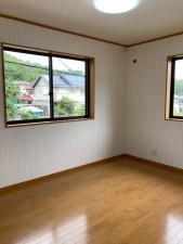 川西市けやき坂、中古一戸建ての寝室画像です