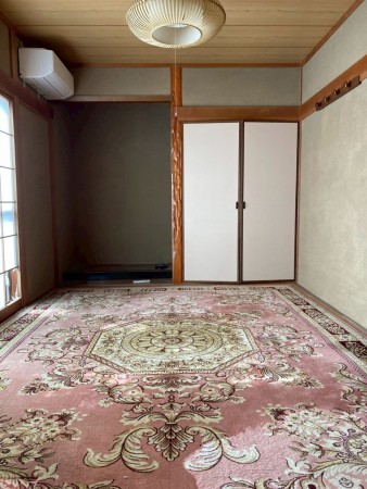 川西市笹部、中古一戸建ての寝室画像です