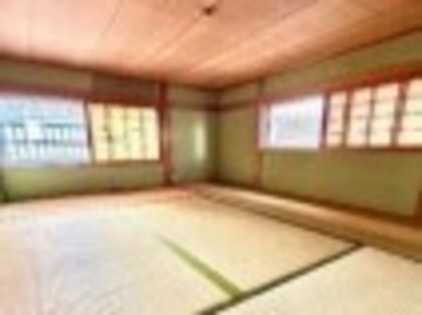 川西市西多田、中古一戸建ての寝室画像です