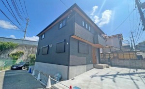 川西市錦松台、新築一戸建ての外観画像です