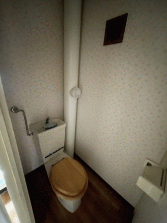 川西市清和台、マンションのトイレ画像です