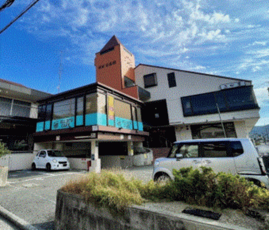 川西市萩原台、収益物件/マンションの外観画像です