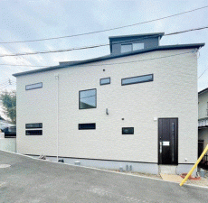 川西市東多田、新築一戸建ての外観画像です
